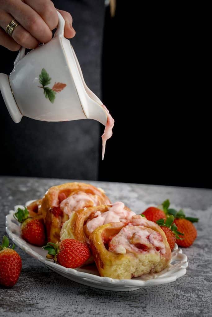 Sweet Strawberry Rolls with Strawberry Frosting Strawberry Plants