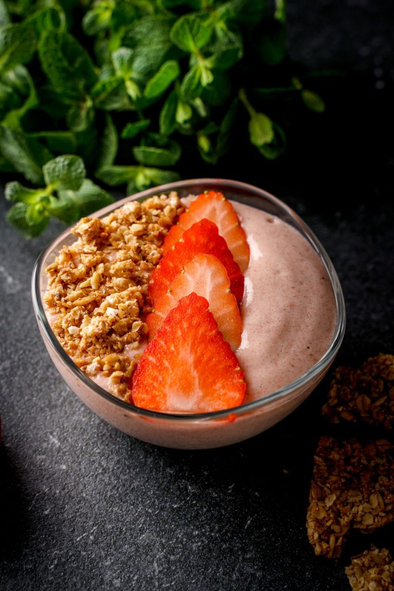 Strawberry Vanilla Smoothie Bowl Strawberry Plants